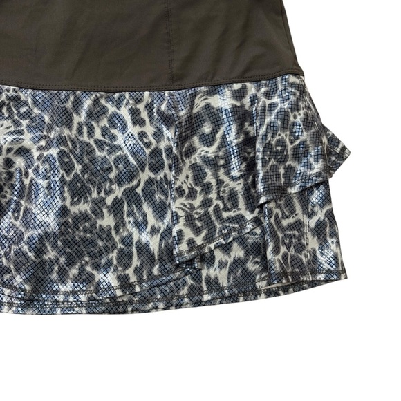 Lucky In Love Tennis Skort Skirt Grey Metallic Animal Print Pickleball Sz Large - Picture 3 of 7